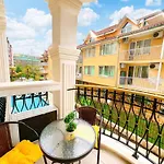 Harmony 18 Private 211 Apartament